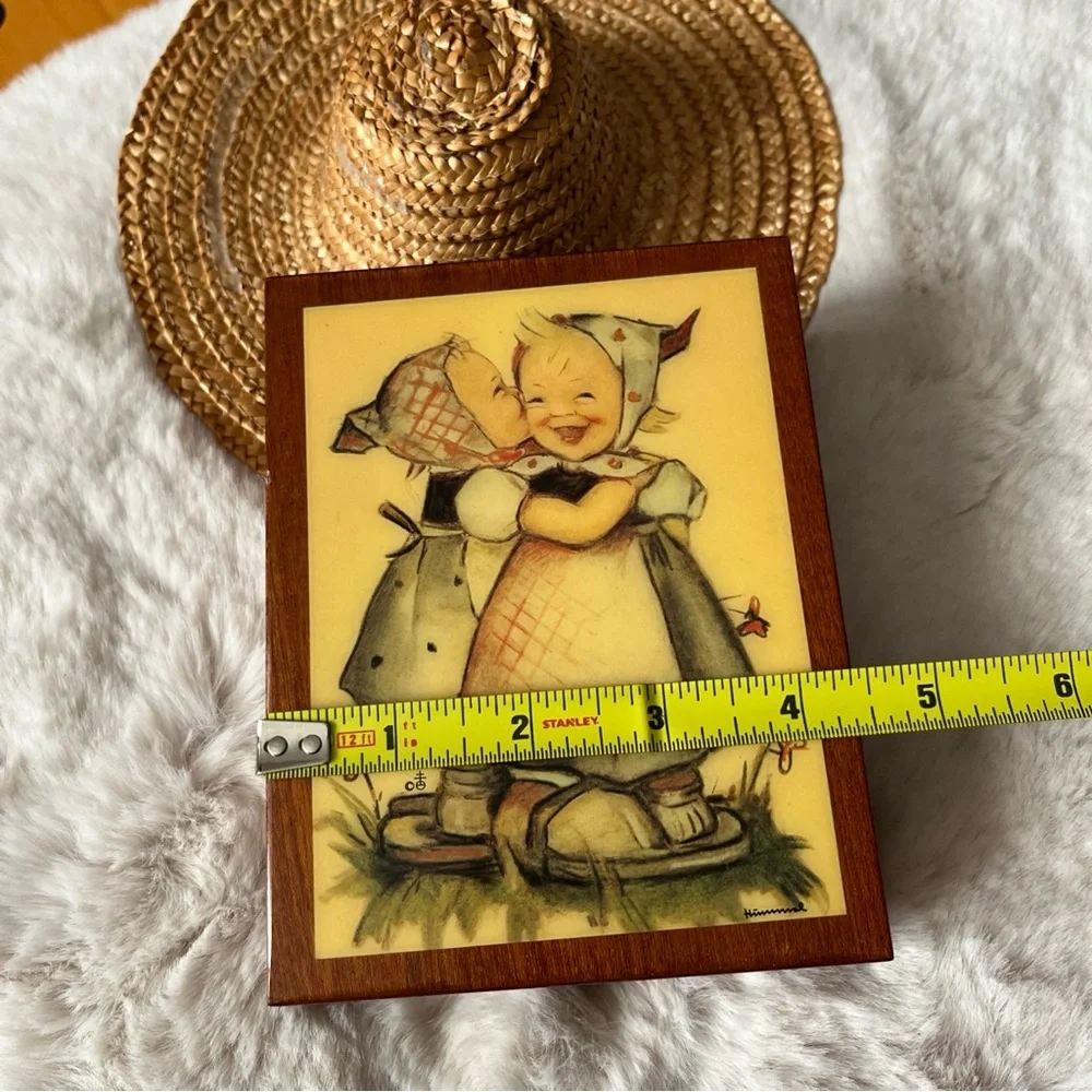 Hummel‎ Wooden Music Box with Gold Accents